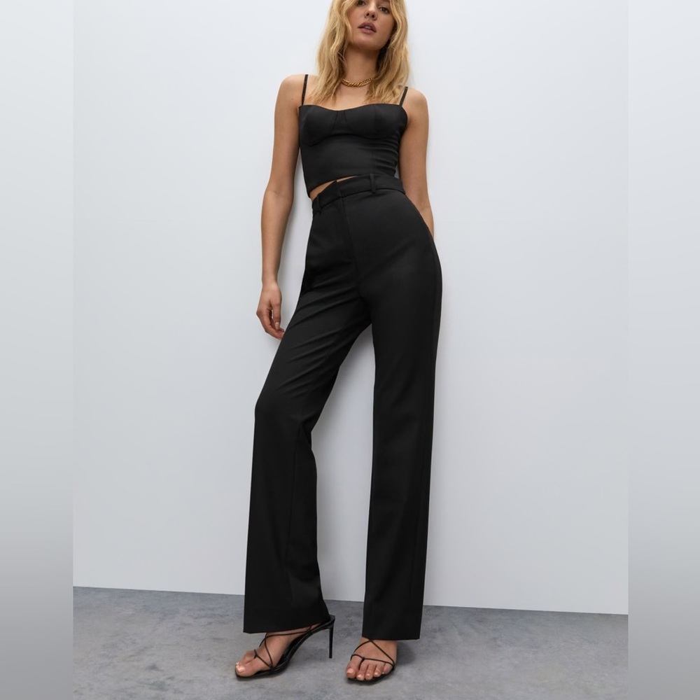 Babaton meta camisole